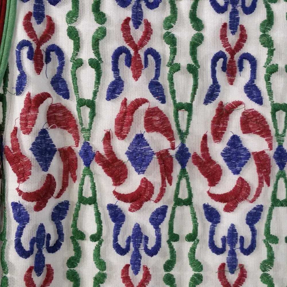 Chelsea & Violet Boho Style Embroidered Top - Picture 2 of 5